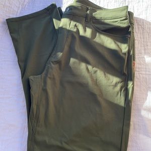 Men’s straight fit Benton pants size 34w 30L